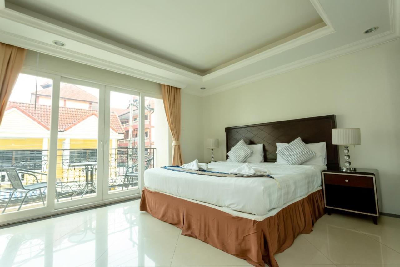 פאטאיה Ivory Palace Hotel מראה חיצוני תמונה