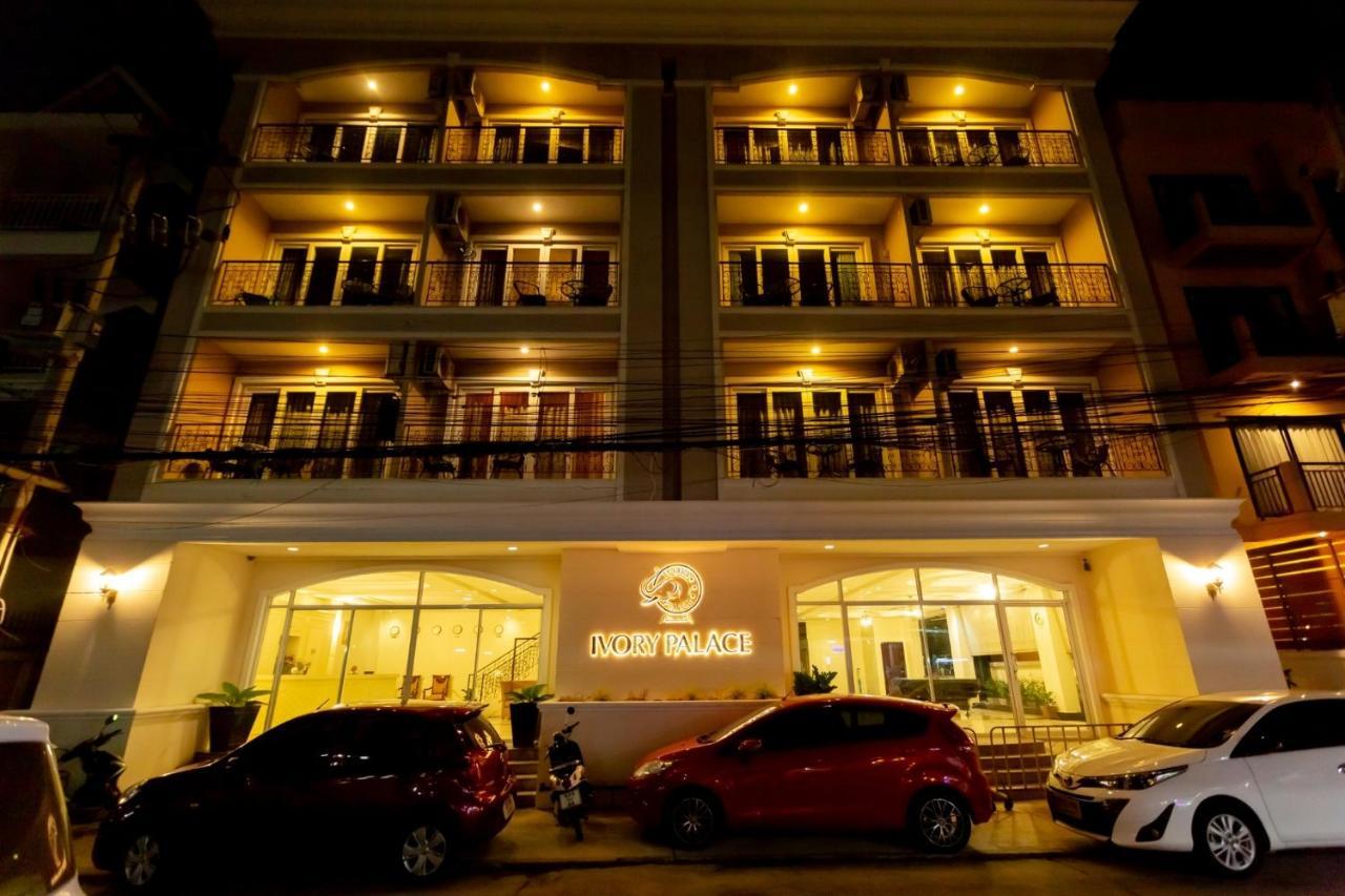 פאטאיה Ivory Palace Hotel מראה חיצוני תמונה