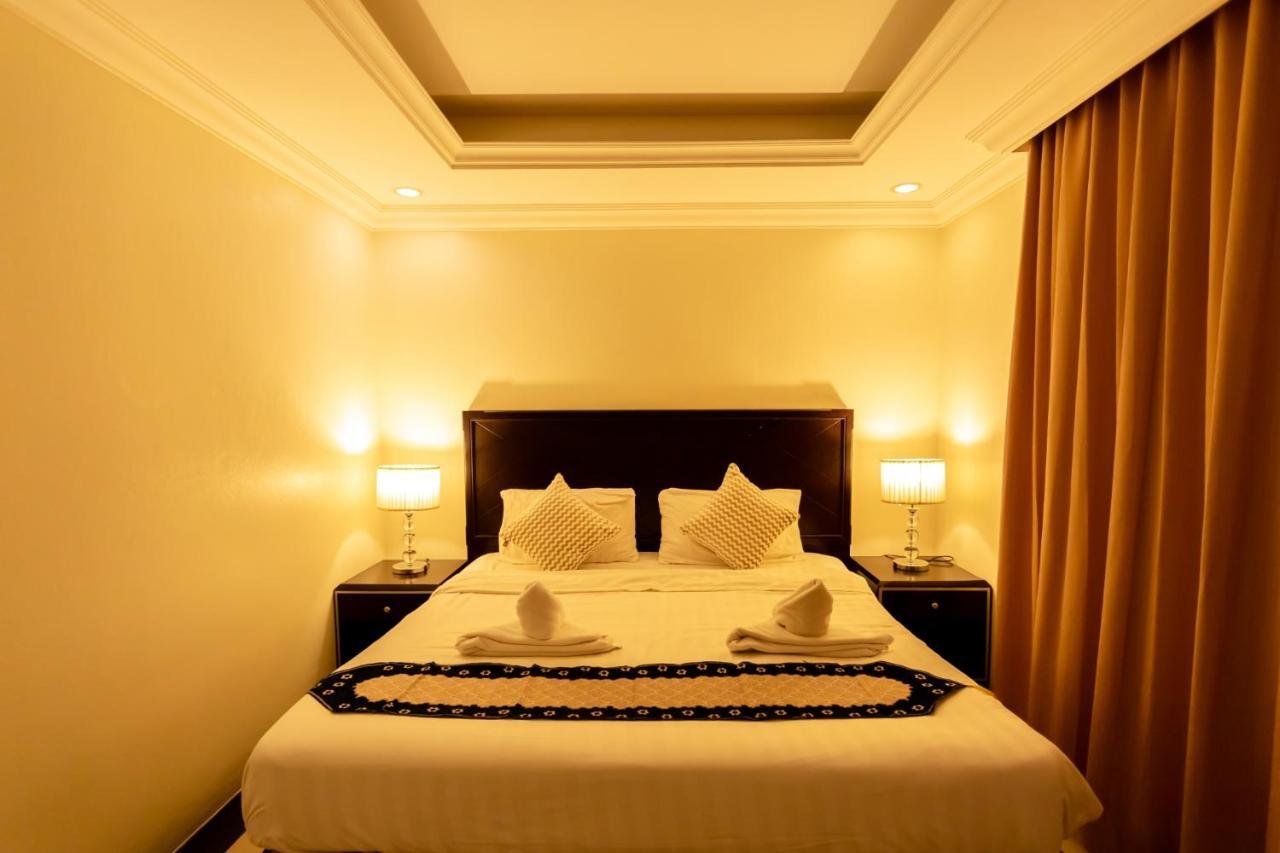 פאטאיה Ivory Palace Hotel מראה חיצוני תמונה