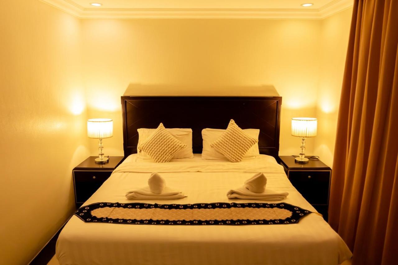 פאטאיה Ivory Palace Hotel מראה חיצוני תמונה