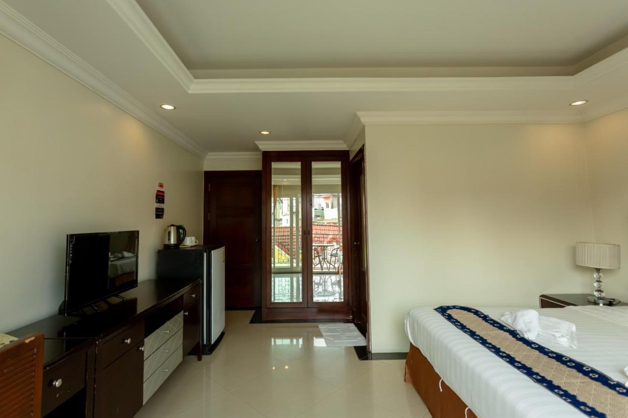 פאטאיה Ivory Palace Hotel מראה חיצוני תמונה
