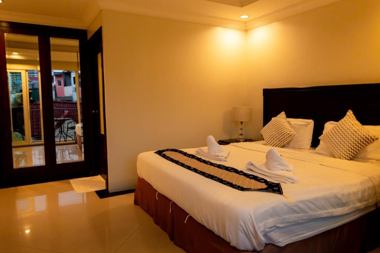 פאטאיה Ivory Palace Hotel מראה חיצוני תמונה